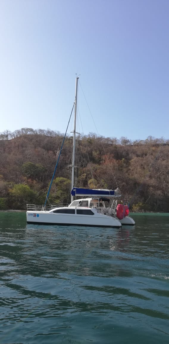 catamaran cruise in costa rica